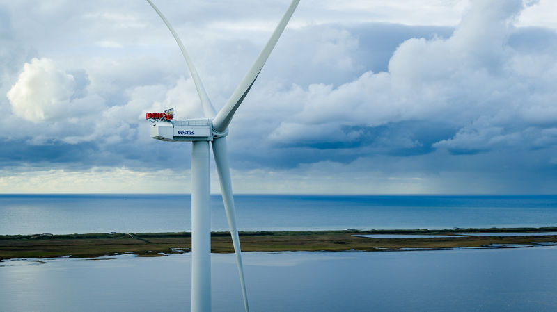 PALFINGER: Custom-made Solutions for Offshore Wind Turbines
